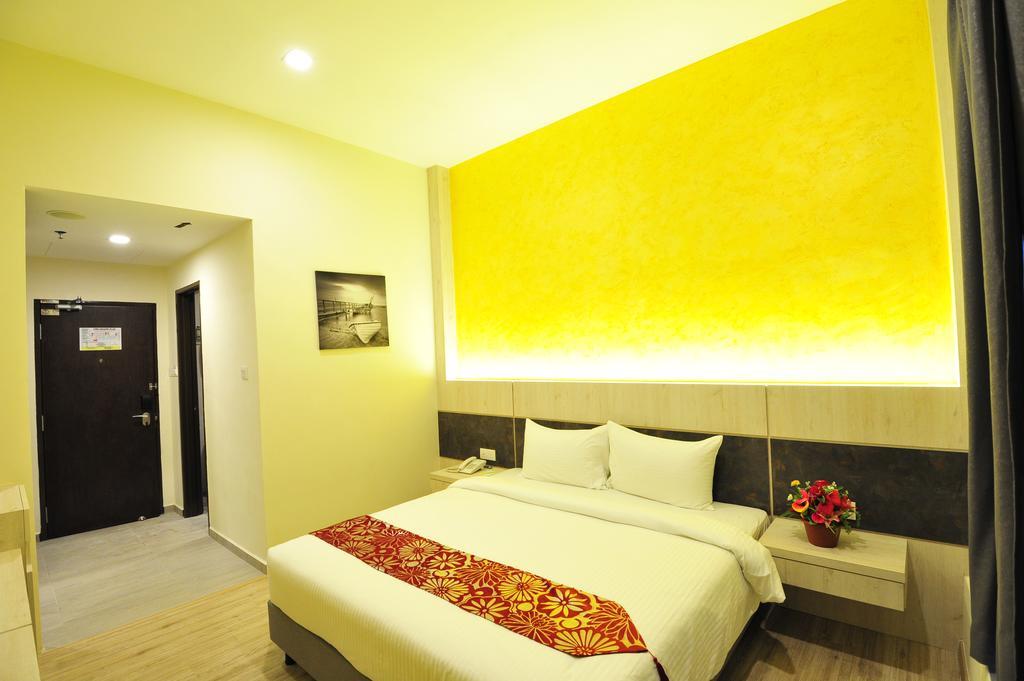 Marvelux Hotel Malacca Bagian luar foto