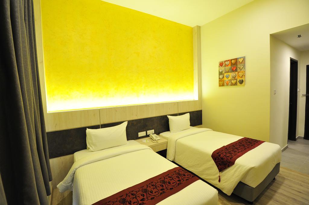 Marvelux Hotel Malacca Bagian luar foto